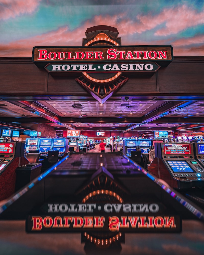 Boulder Station Hotel and Casino - photo 21