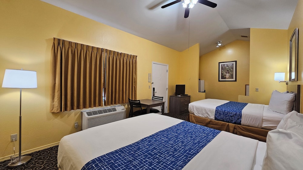 Travelodge by Wyndham Wenatchee - photo 16