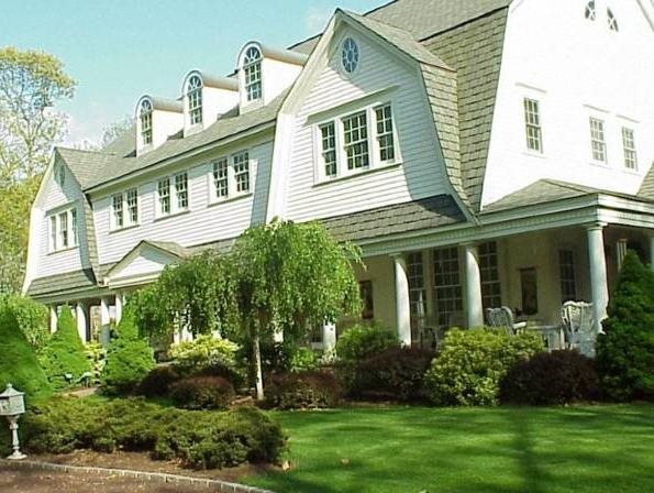 A Walk In The Woods Bed And Breakfast 5086899 — Southold