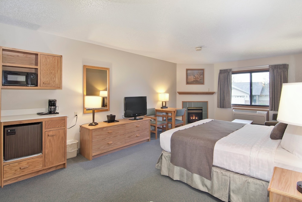 Boarders Inn & Suites by Cobblestone Hotels Faribault - photo 30