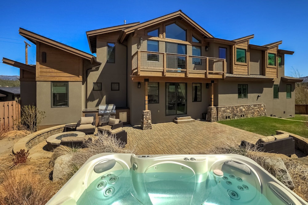 Elk Point Paradise — South Lake Tahoe