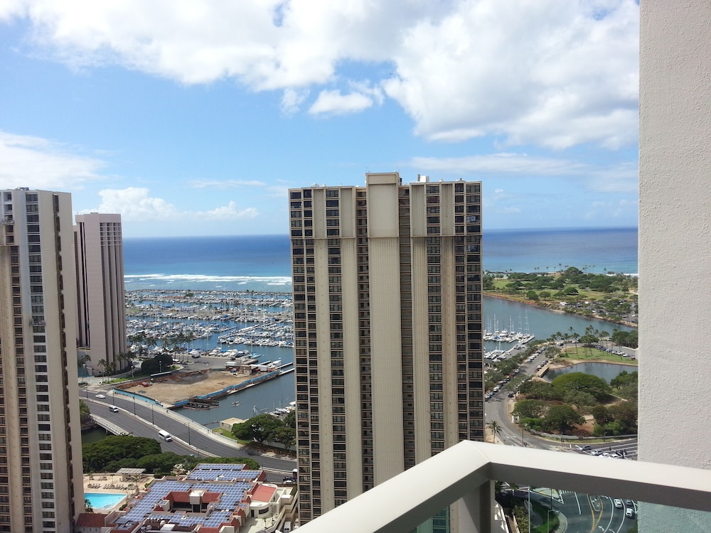 Ala Moana Hotel by LSI Resorts - photo 38