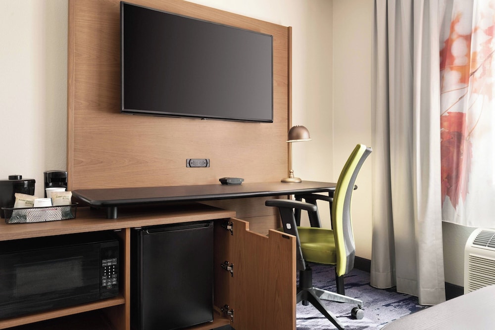 Fairfield Inn by Marriott Scranton - photo 9