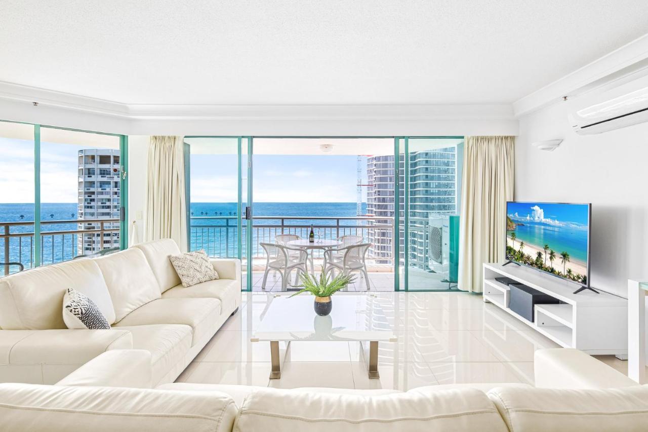 Crown Towers Resort Private 3 Bedroom Apartment in Gold Coast, Australia