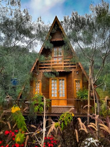 Chale De Madeira Em Vargem Alta — Vargem Alta