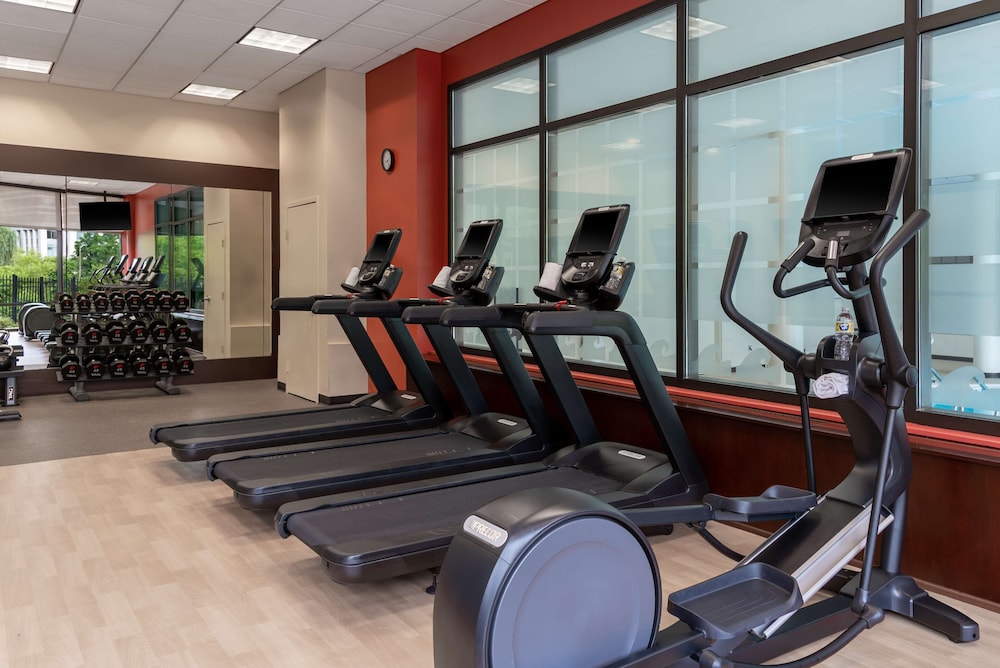 Hilton Alexandria Mark Center - photo 52