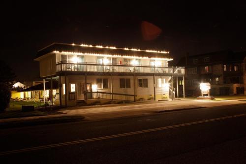 The Buckingham Motel Adults only - photo 45