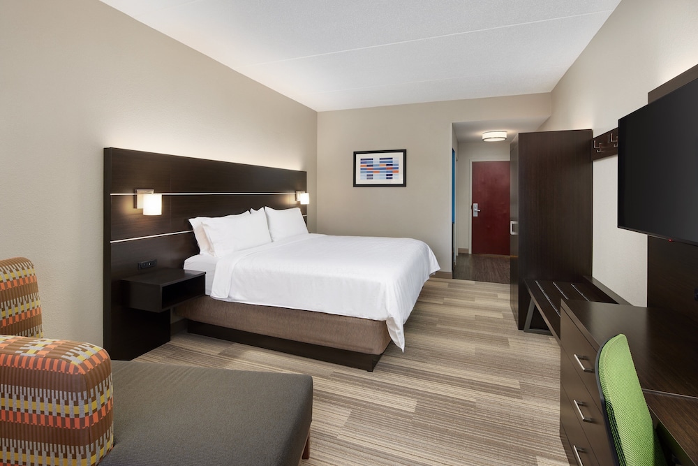 Holiday Inn Express & Suites Seymour by IHG - photo 9