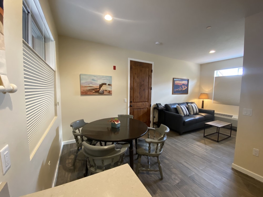 Sedona Village Lodge - photo 25