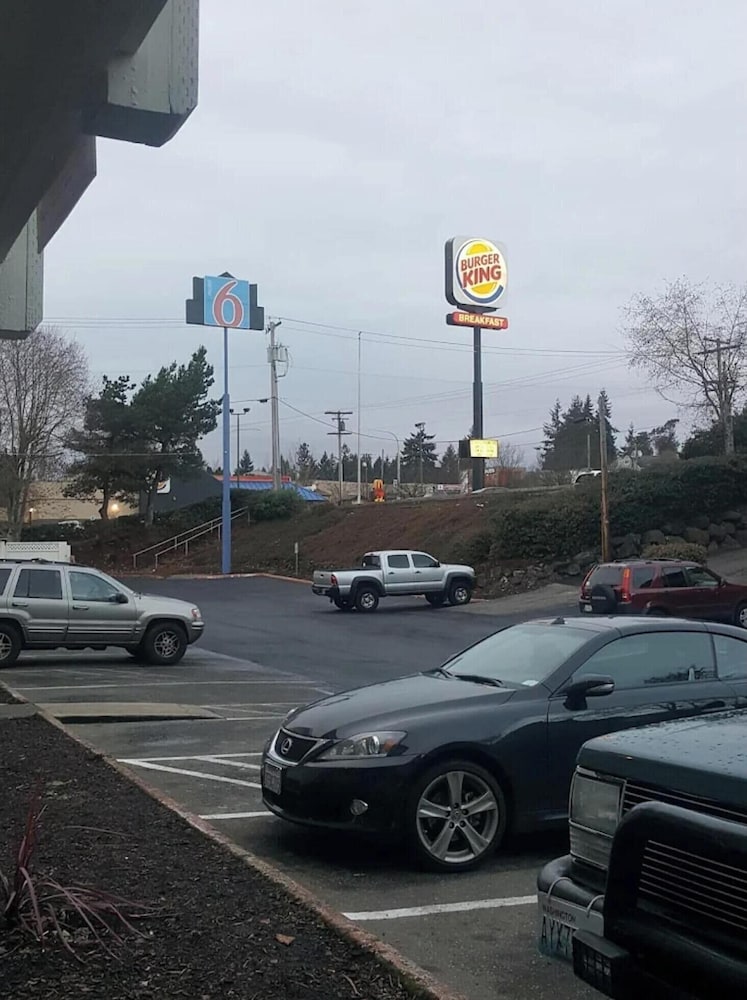Motel6 Bremerton WA — hotel in Bremerton