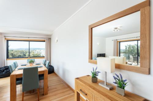Alegria Amazing apartment with swimming pool — 4-Star Luxury Hotel in Olhao, Portugal