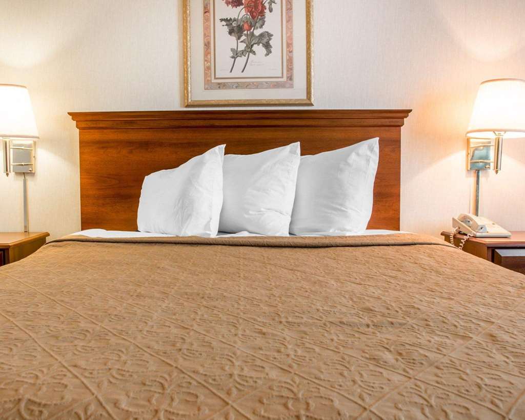 Quality Inn Hudsonville South - photo 10
