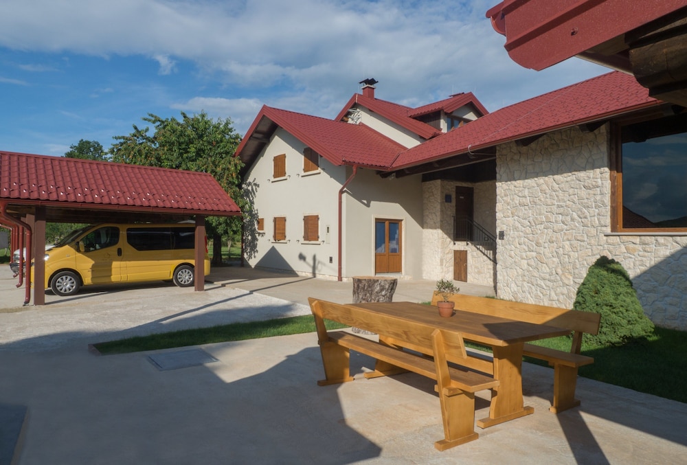 Villas Joja — 5-Star Luxury Hotel in Gospic, Croatia