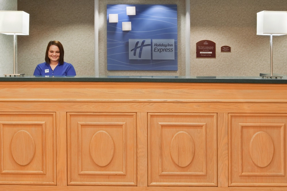 Holiday Inn Express & Suites Alliance by IHG - photo 44