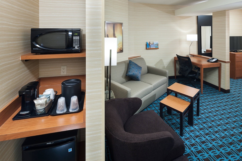 Fairfield Inn & Suites Phoenix Chandler Fashion Center - photo 13