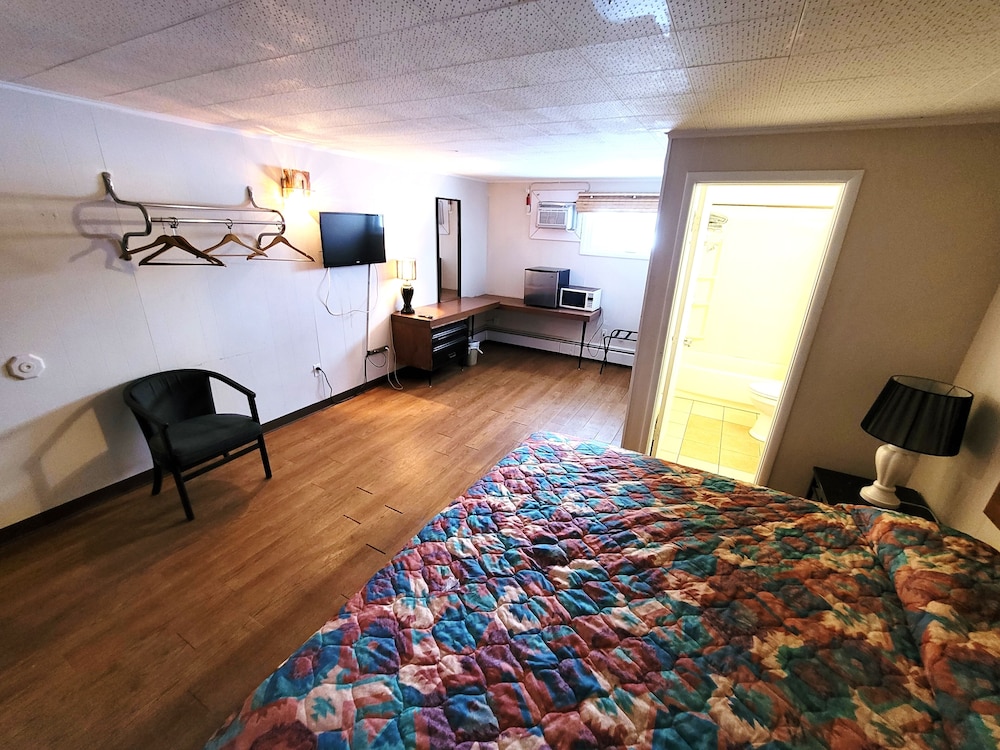 Norman Motel - photo 12