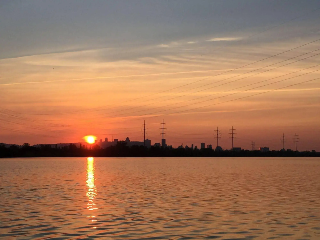 Motel et Appartements du Fleuve — hotel in Brossard