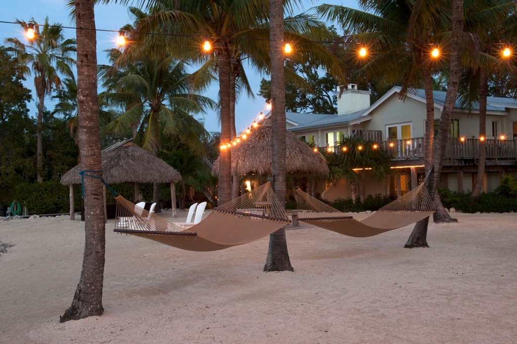 Coconut Palm Inn - photo 37