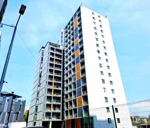 Cozy 1BR Apt near Metro Station on Saburtalo.