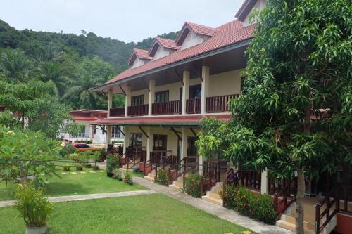 Phumin Apartment — 4-Star Luxury Hotel in Ko Lanta, Thailand