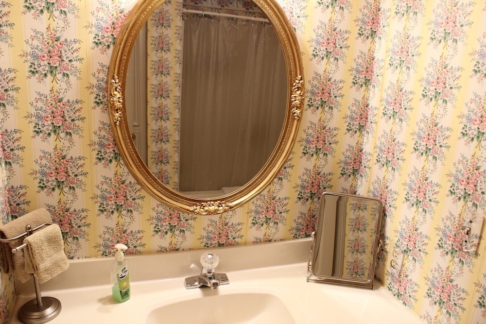 Huffman House - photo 20
