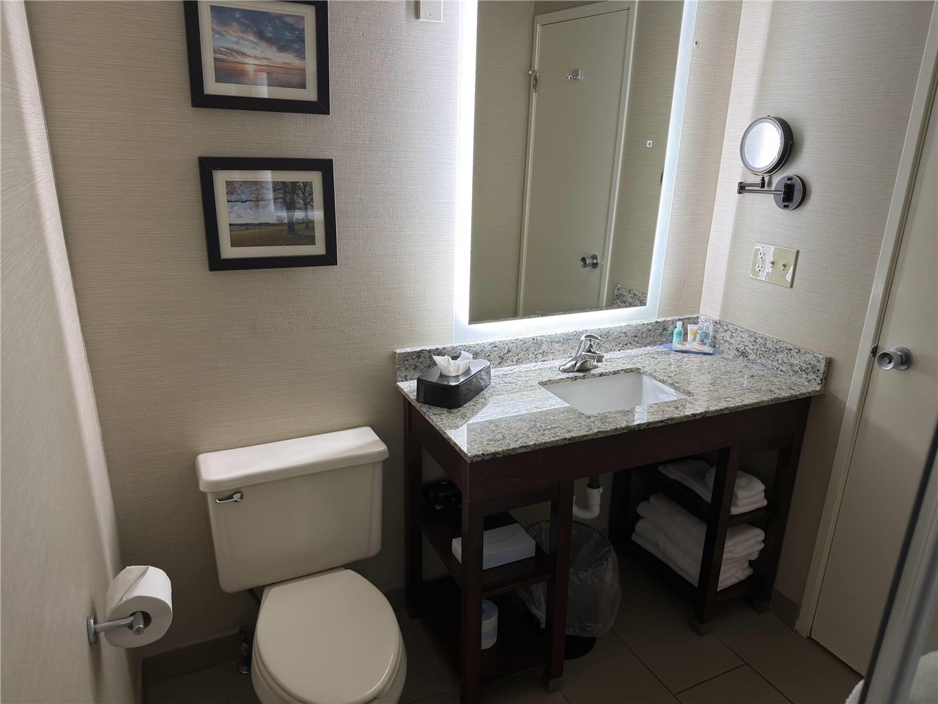 Wingate by Wyndham Utica - photo 32