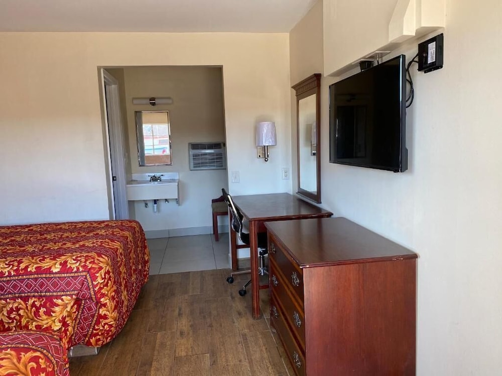 Relax Inn Plaquemine - photo 15