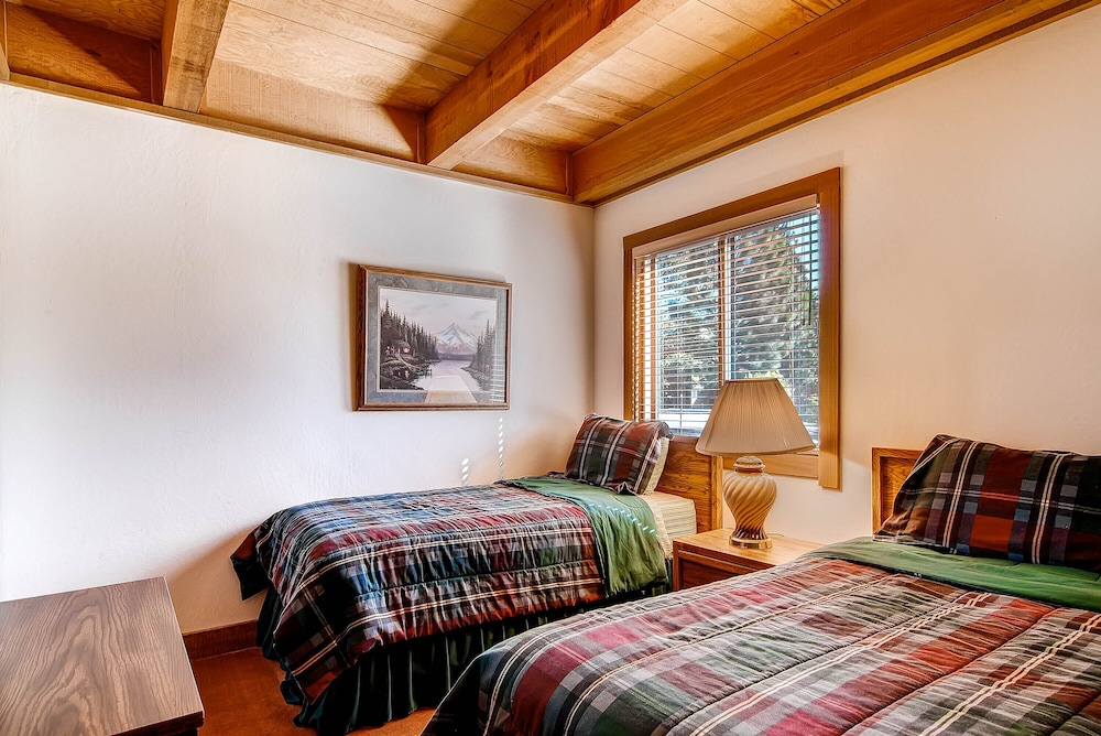 Less Than 1 Mile to Northstar Resort Getaway with Balconies - photo 8