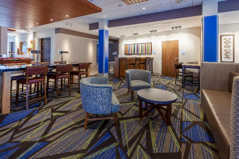 Holiday Inn Express & Suites Brunswick Harpers Ferry Area by IHG - photo 11