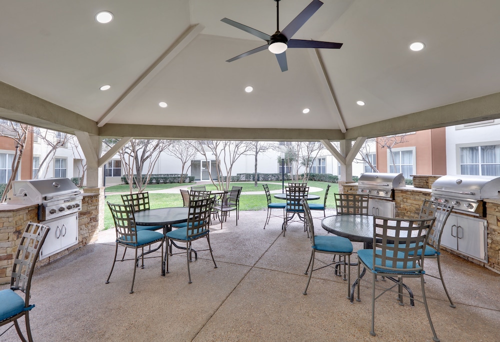 Candlewood Suites Market Center by IHG - photo 25