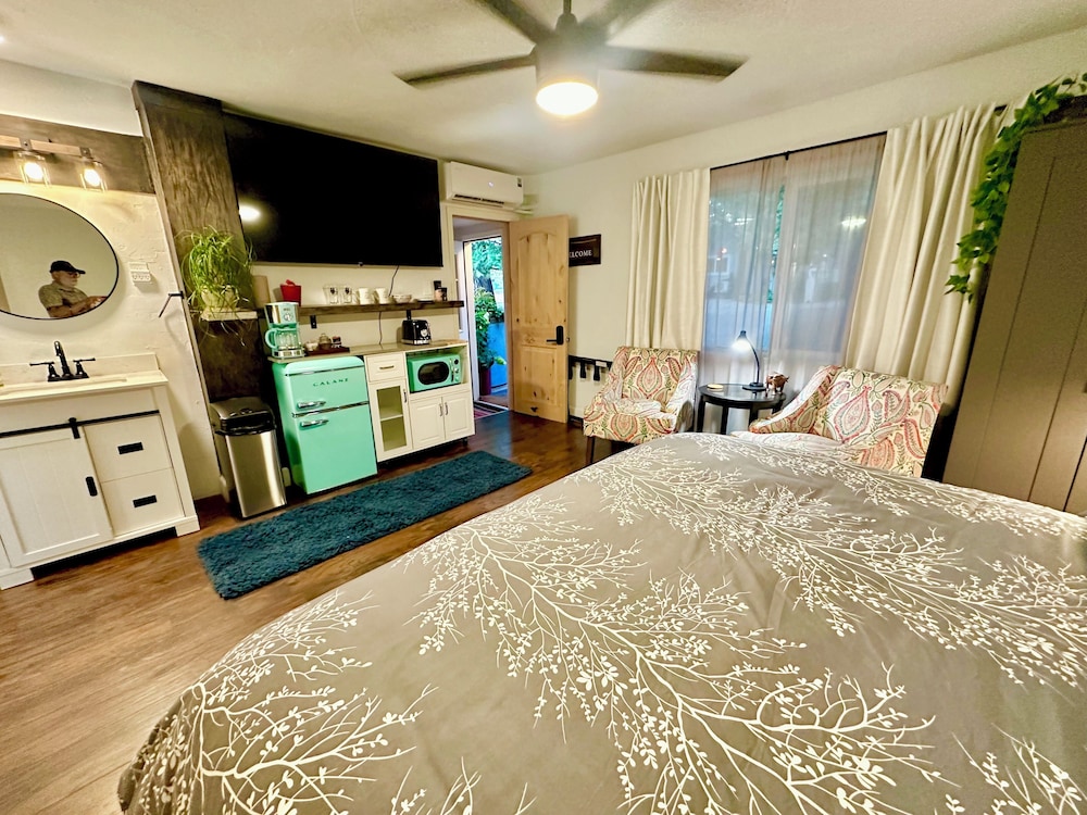 The Pines Inn and Cottages - photo 33