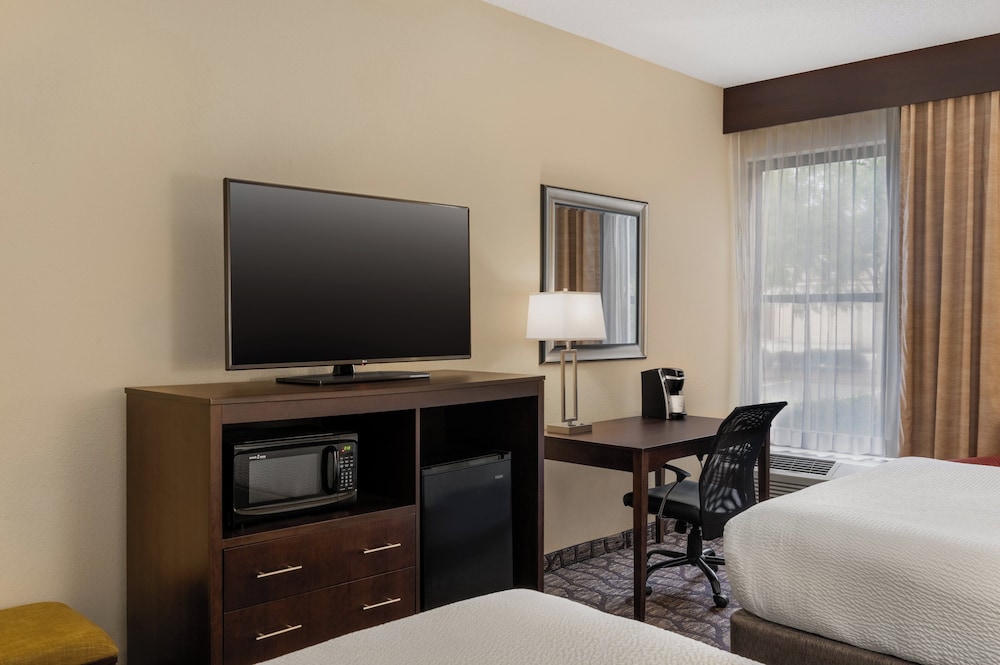 Holiday Inn Express Tallahassee I 10 E by IHG - photo 7