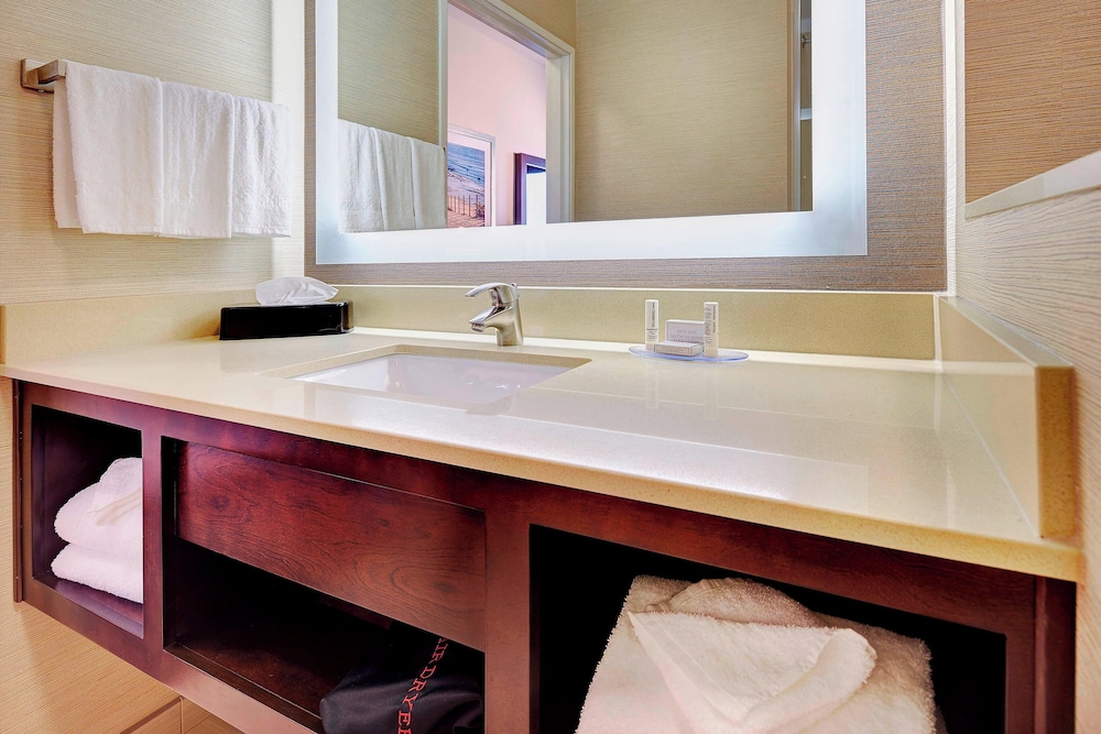 Fairfield Inn & Suites San Diego Carlsbad - photo 17
