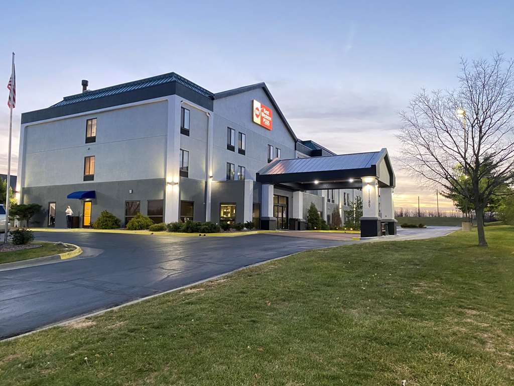 Best Western Plus Kansas City Airport KCI East - photo 31