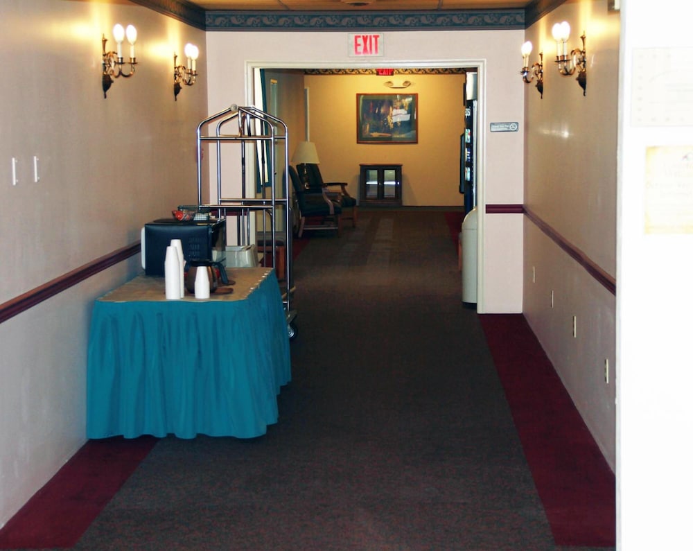 Motel 6 Bloomsburg PA - photo 17