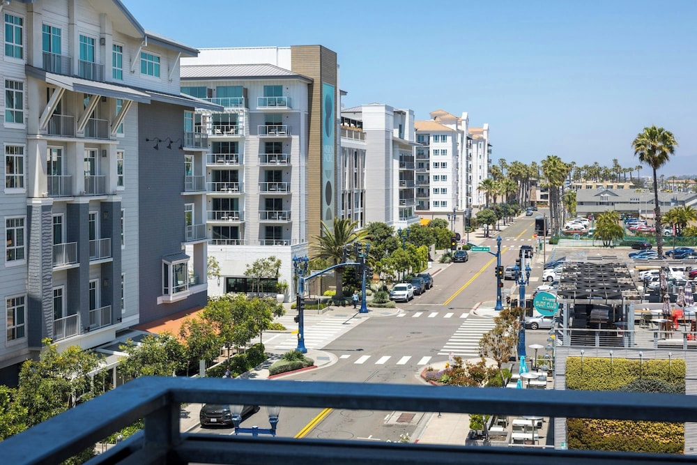 SpringHill Suites by Marriott Oceanside Beach - photo 9