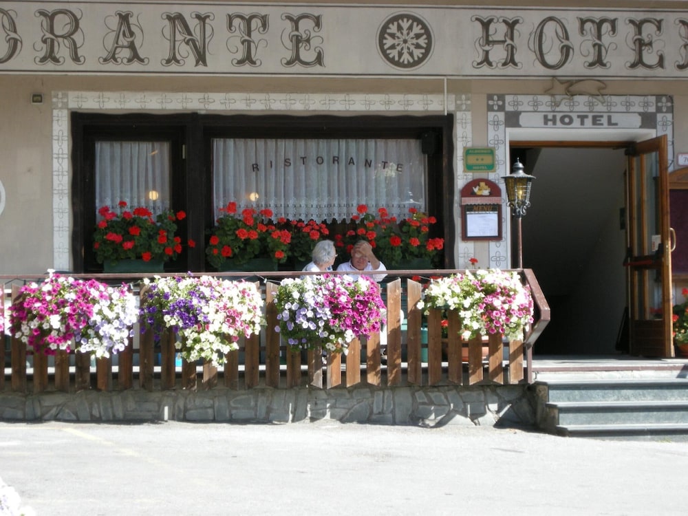 Hotel Ristorante Federia — carbon neutral stay, Livigno