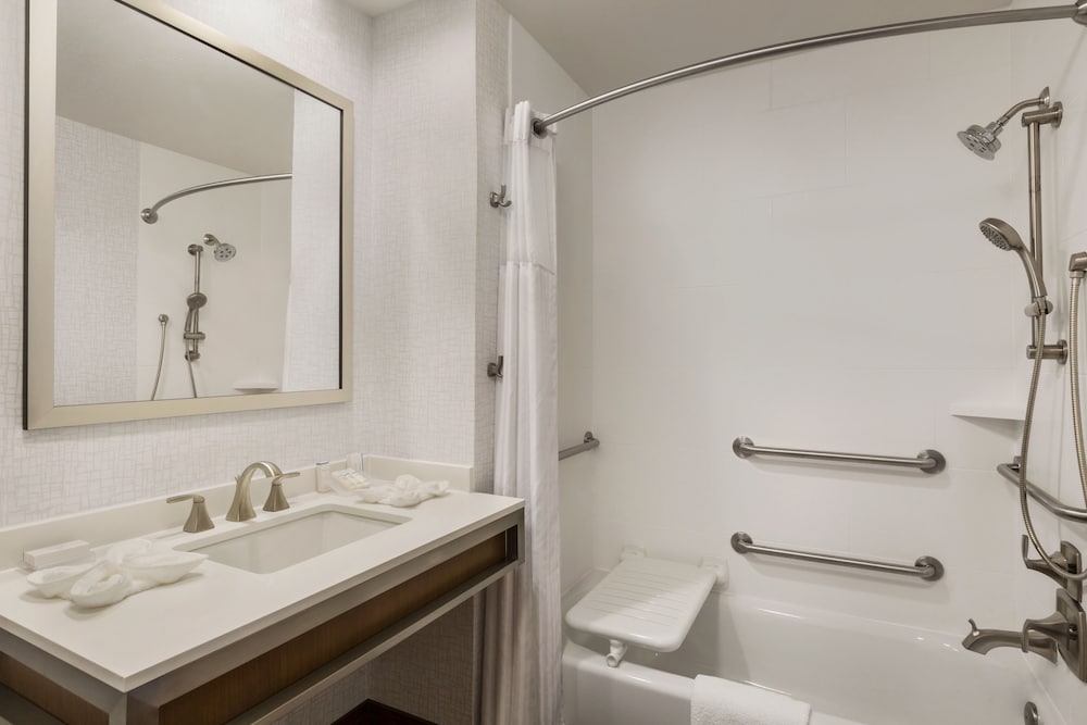 Hilton Garden Inn Flagstaff - photo 23