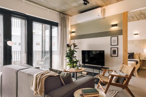 Vouga 2 bedrooms in Santo António — 4-Star Luxury Hotel in Lisbon, Portugal