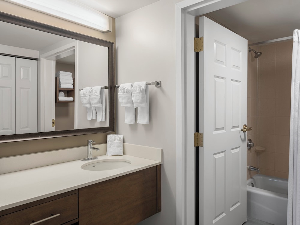 Staybridge Suites Indianapolis Airport by IHG - photo 52
