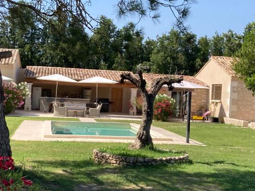 Mas Galinette — hotel in Saint-Andiol