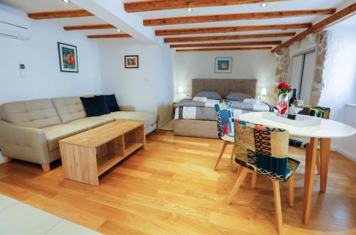 Castellum Apartments — 4-Star Luxury Hotel in Dubrovnik, Croatia