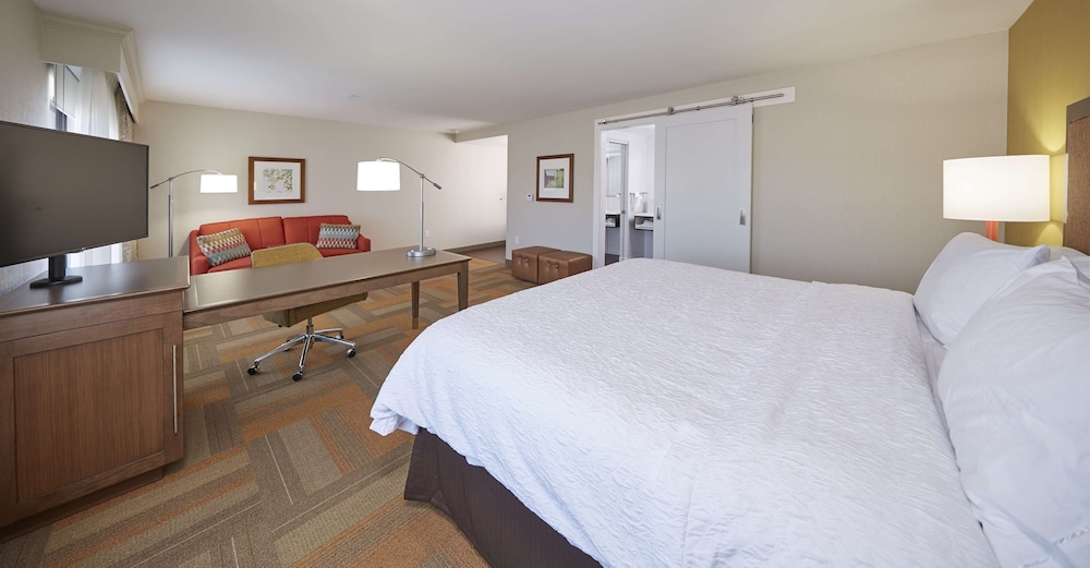 Hampton Inn & Suites Hood River - photo 14