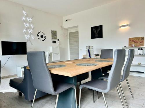 Aurum Homes Vaticano Lux Appartament — 4-Star Luxury Hotel in Rome, Italy