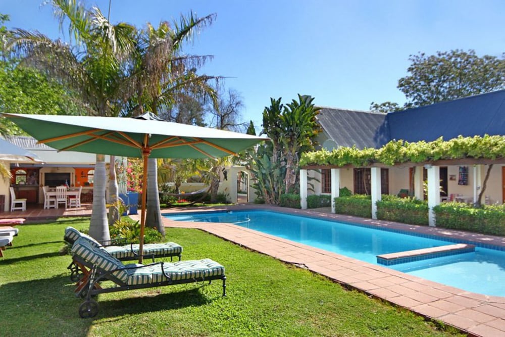 Kleinbosch Lodge — 4-Star Luxury Hotel in Stellenbosch, South Africa