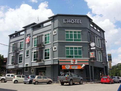 L Hotel - carbon neutral hotel in Kluang