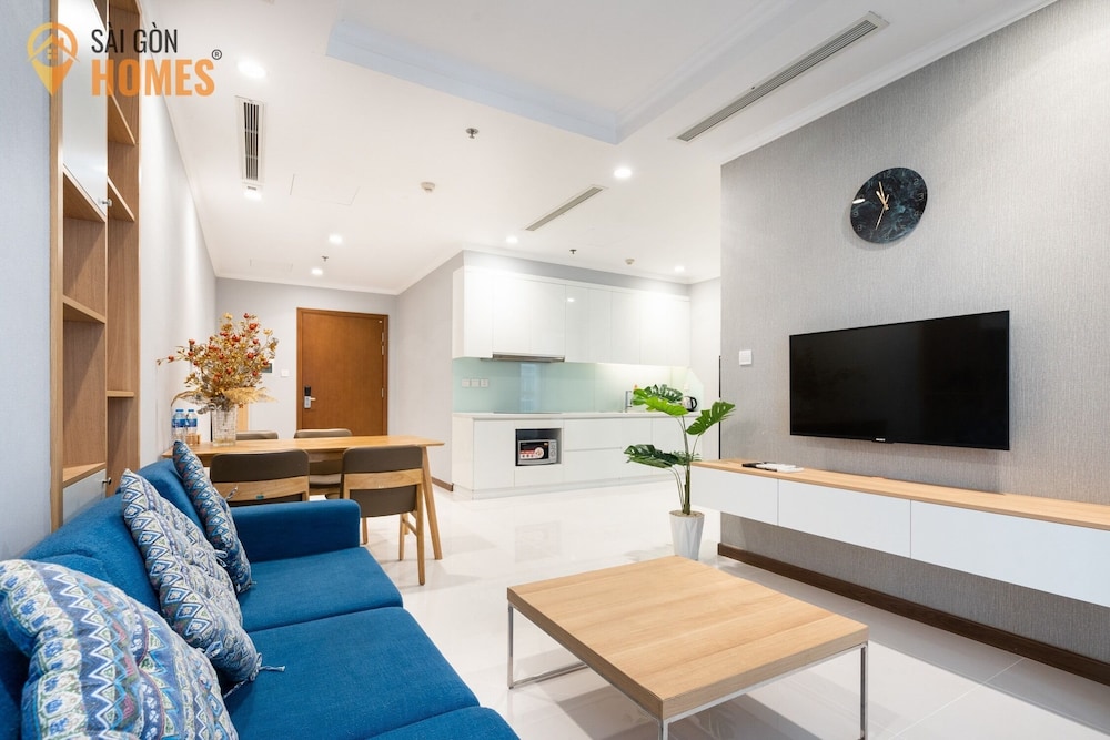 Lyshing Apartment in Vinhomes Luxury Landmark — 4-Star Luxury Hotel in Ho Chi Minh City, Vietnam