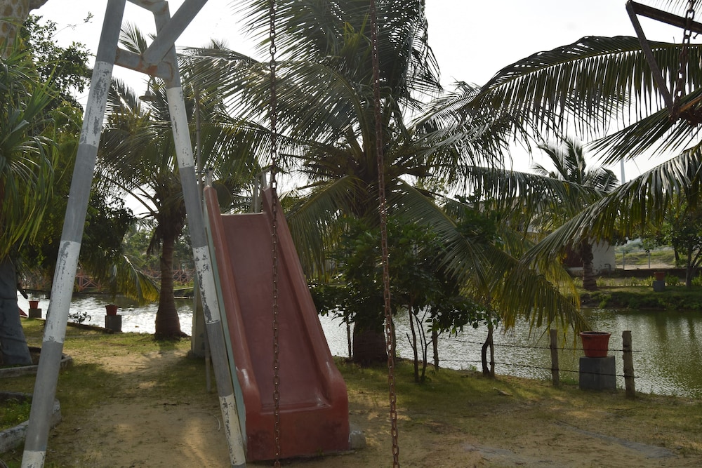 Hotel Karadiya Reach in Puttalam, Sri Lanka