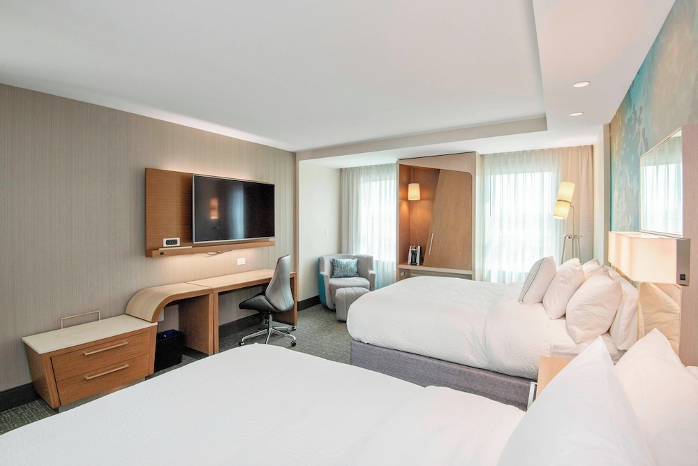 Courtyard by Marriott Raleigh Cary Parkside Town Commons - photo 24