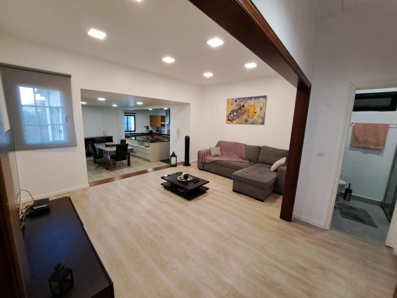 Friendly house — 4-Star Luxury Hotel in Funchal, Portugal